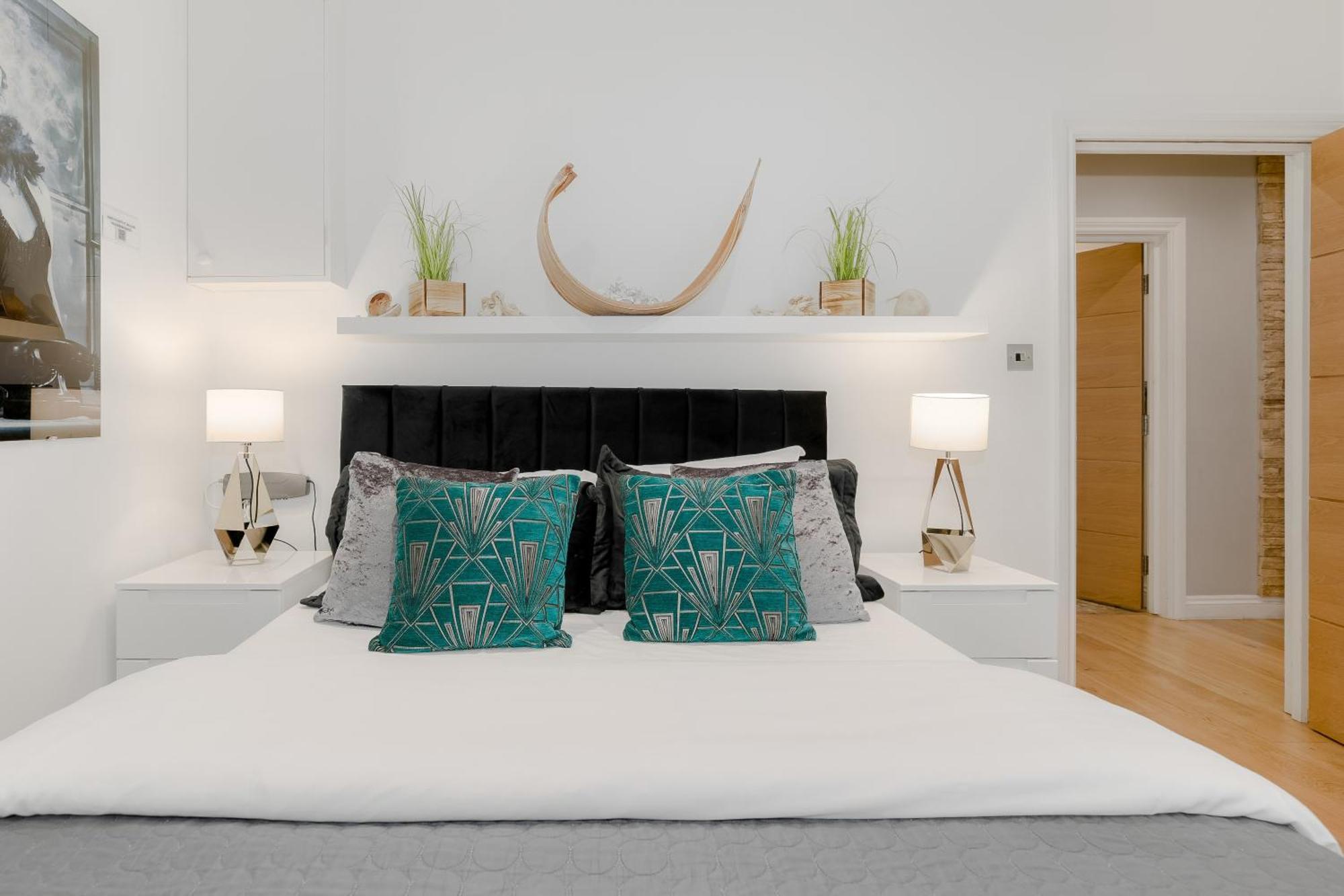 Cool Covent Garden Theatre Design Hub For Families Friends Couples Apartment ลอนดอน ภายนอก รูปภาพ